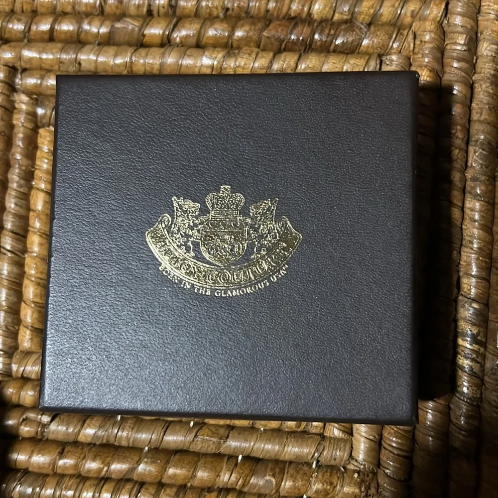 Juicy Couture Gold Heart Charm Necklace BN - Picture 6 of 6